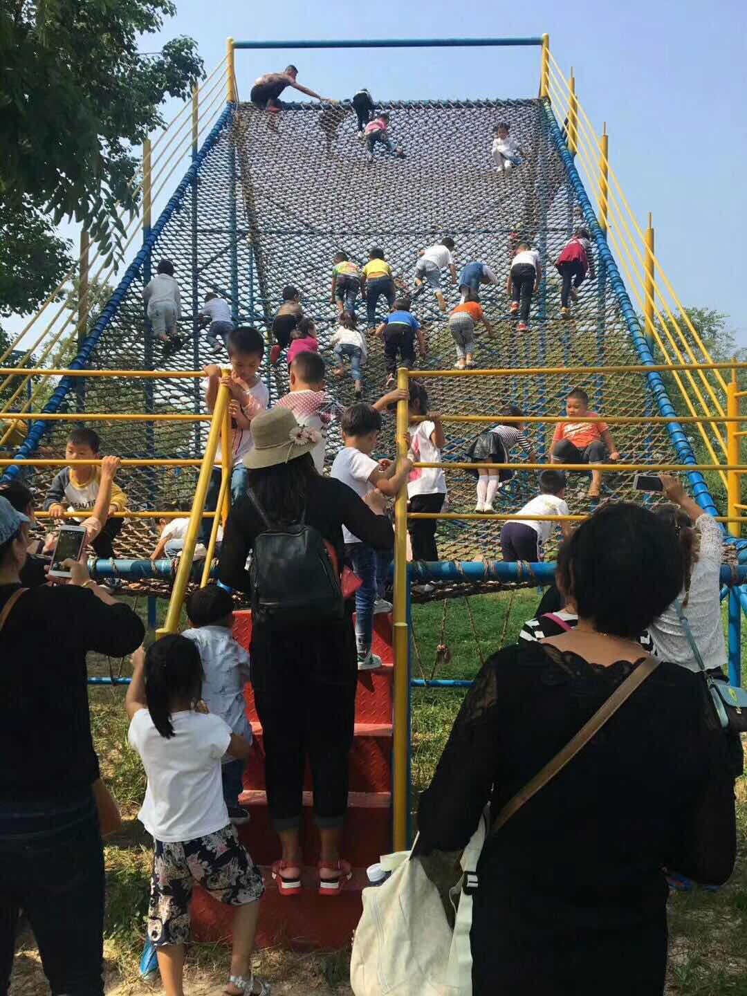 无动力攀岩